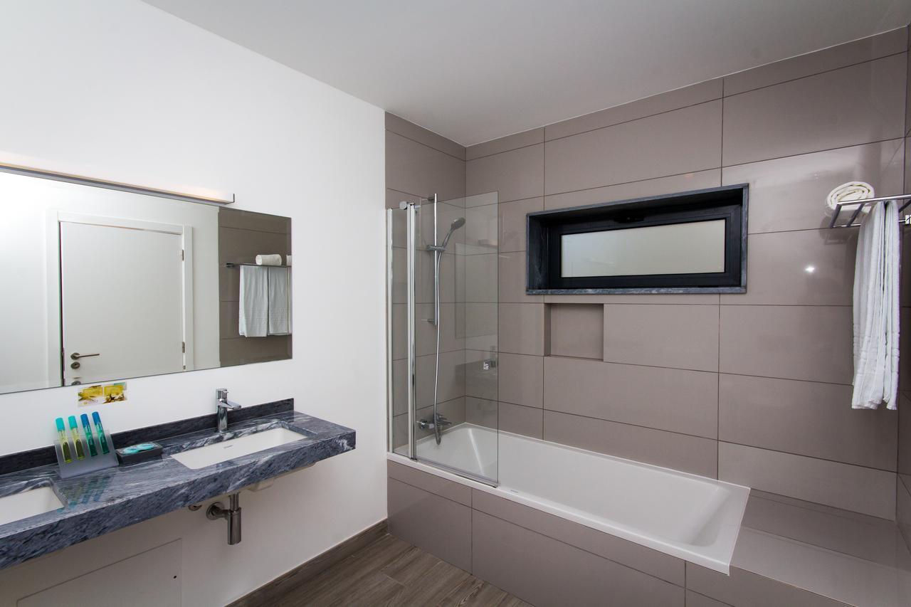 Mareta Beach House - Boutique Residence Сагреш Номер фото